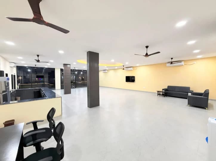 Photo 2 of 19 – 6 BHK farmhouse with a pool in Medchal, Hyderabad (BMF-F596)